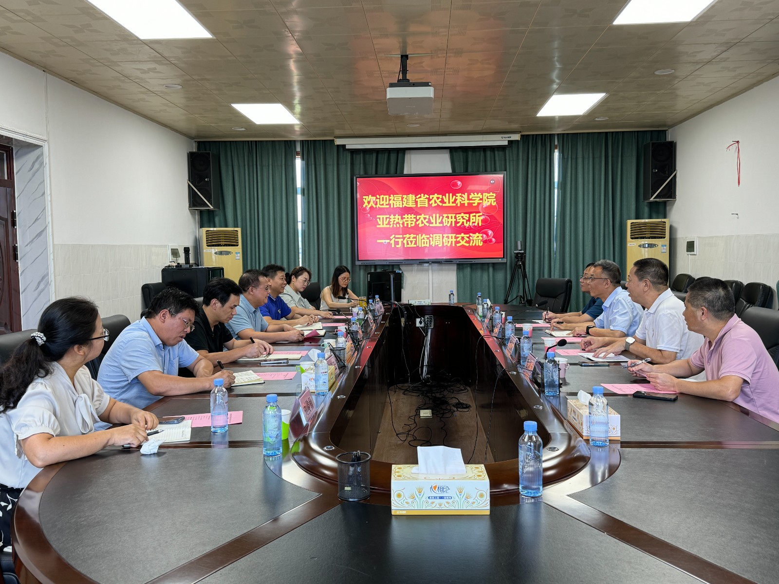 福建省农业科学院亚热带农业研究所一行到甘蔗所调研交流