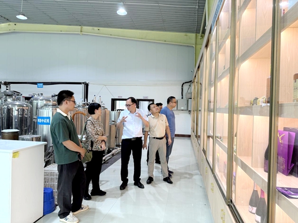 “广西农产品贮藏保鲜与加工科技成果转化中试研究基地建设”项目通过验收现场查定