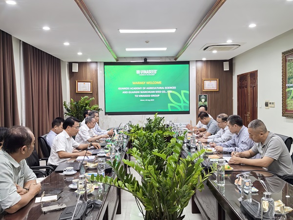 广西农业科学院科技人员赴越南交流访问600.jpg