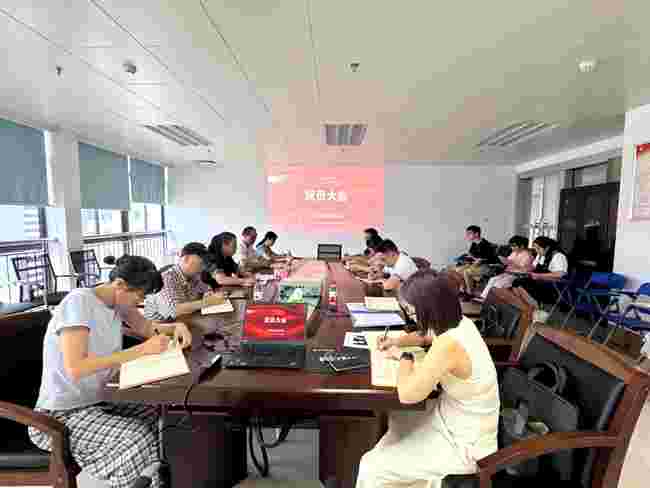 9月党员大会1_副本.jpg