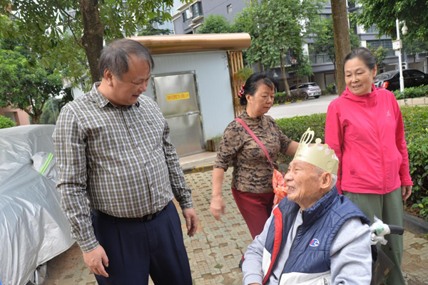 广西农业科学院举办“情暖重阳”离退休职工系列庆祝活动