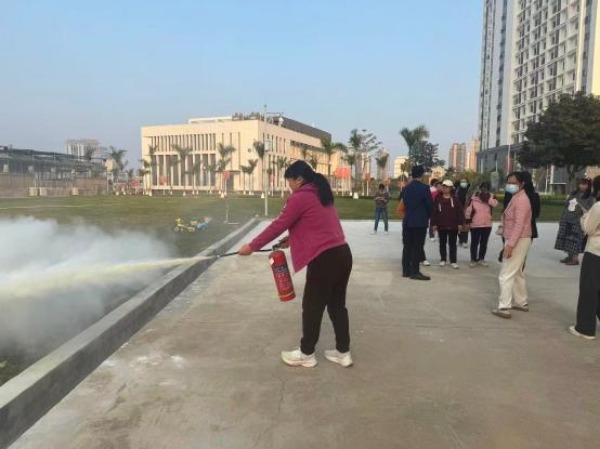 upfile IMG_202512101744_600x449.jpg