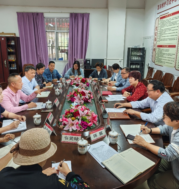 院离退处与广西民族大学离退处、广西农业职业技术学院离退处开展交流调研活动