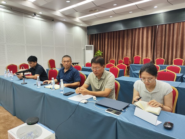 upfile 600-广西农业科学院科技人员与文莱苏丹谢里夫阿里伊斯兰大学代表开展座谈交流.jpg