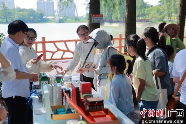 6ce94a8a-eb7f-43d0-8351-e1952d87c599_副本.jpg